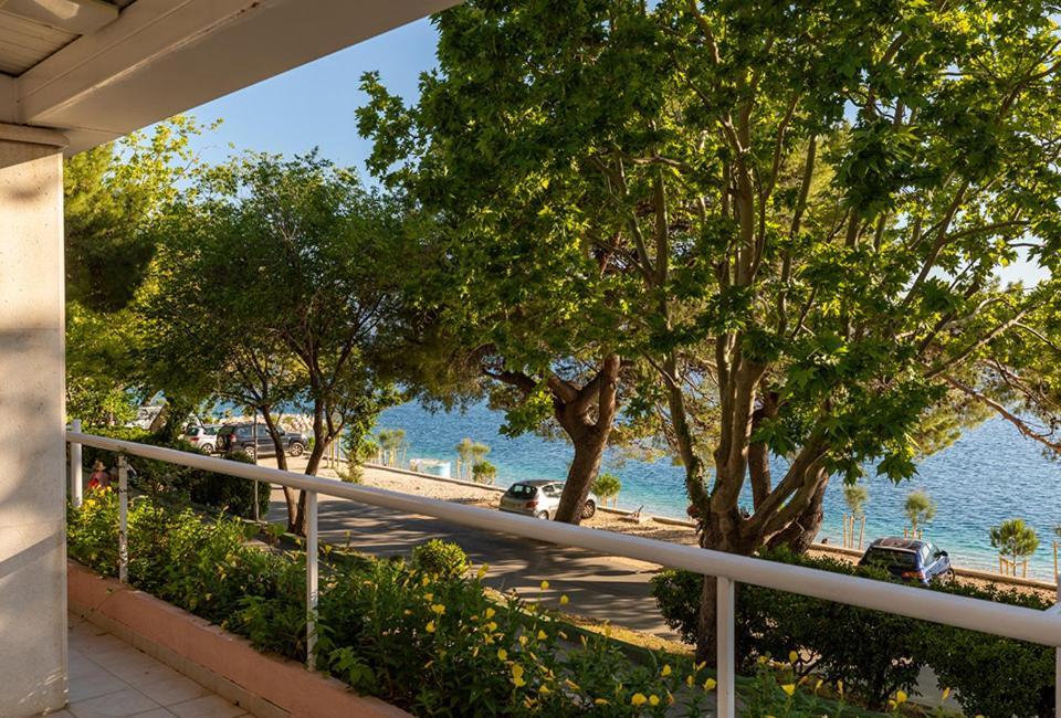Hotel Tourist Settlement Brzet Omiš Exterior foto