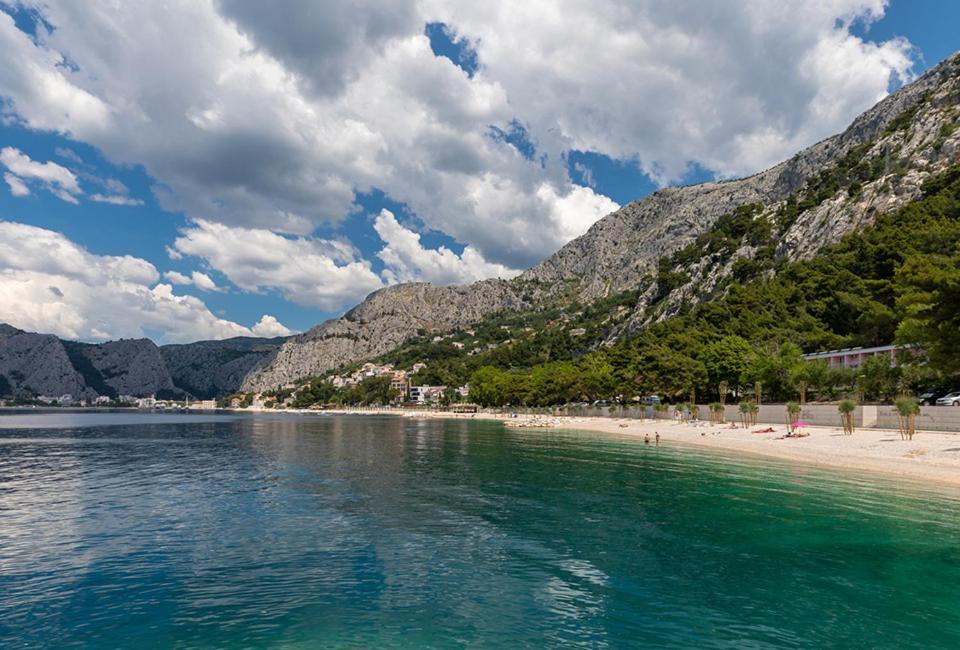 Hotel Tourist Settlement Brzet Omiš Exterior foto